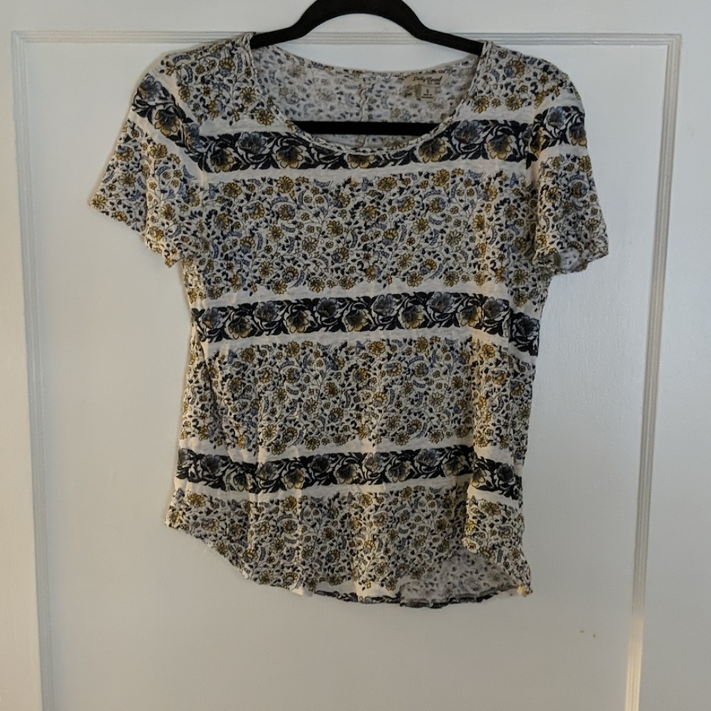 Lucky brand graphic tee